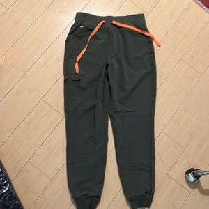 Figs High Waisted Zamora Jogger Scrubs Size Medium Olive Green